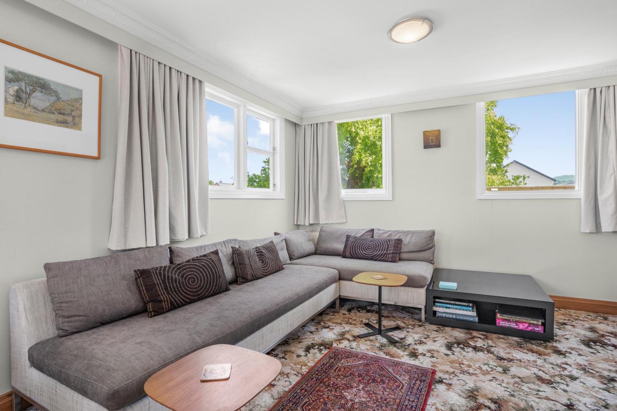 Farley Avenue Turret & Lounge Apartment Greytown Bagian luar foto