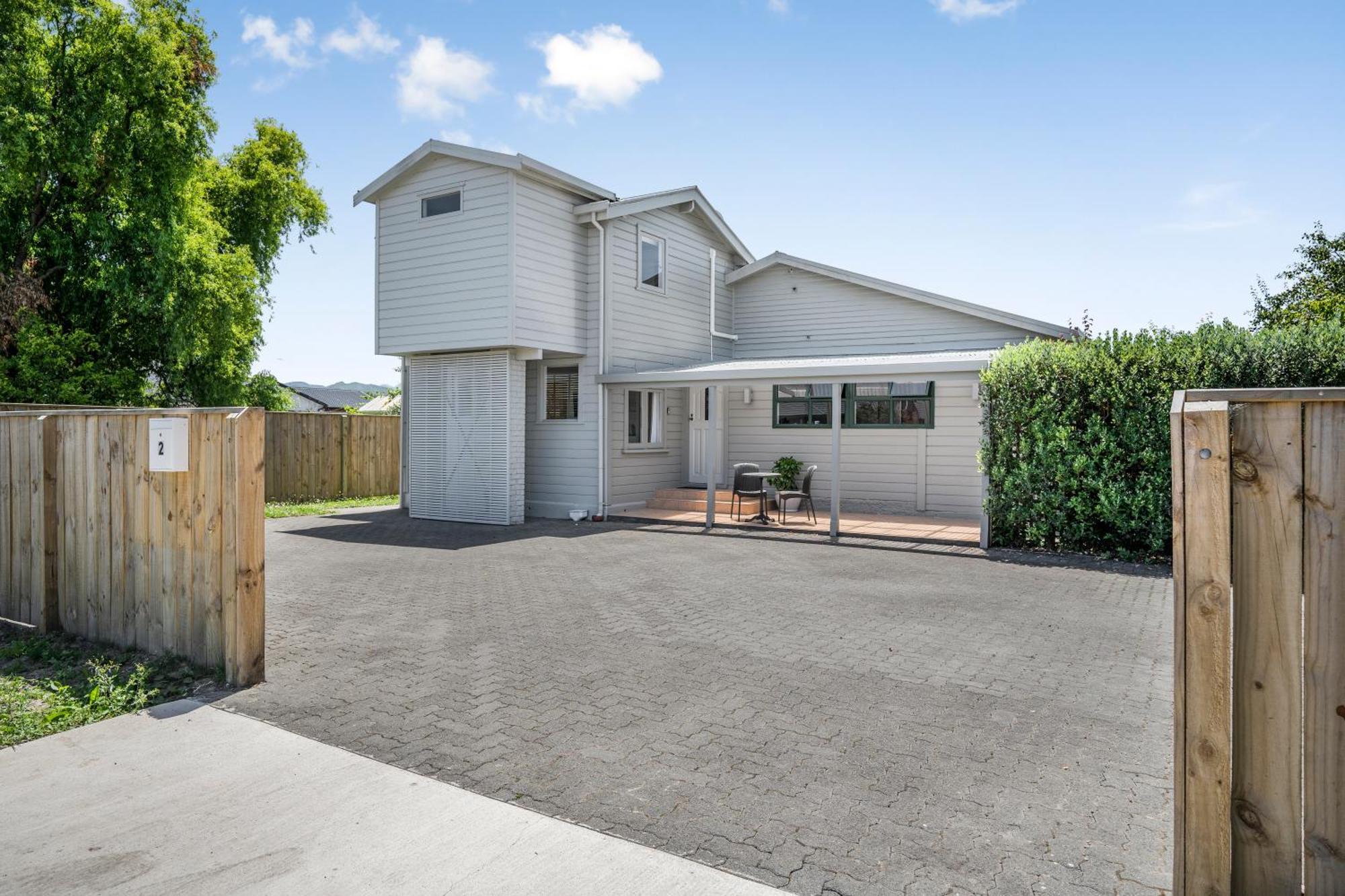 Farley Avenue Turret & Lounge Apartment Greytown Bagian luar foto